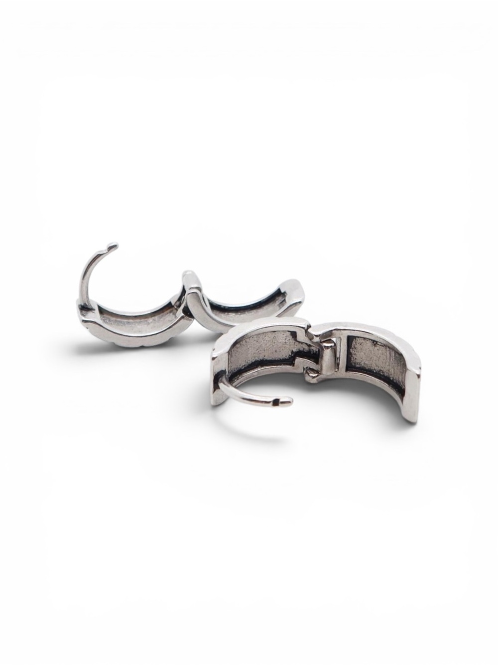 Sterling Silver Plated Silver Huggie Hoop Earrings Minimalist - Picture 15 of 15